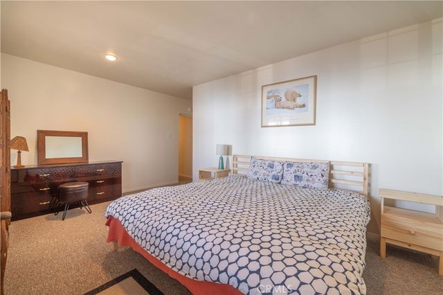31531 Ocean View Drive, Running Springs, CA 92382