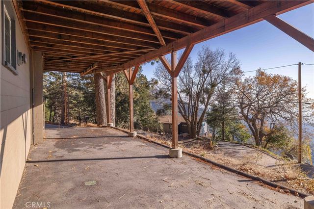 31531 Ocean View Drive, Running Springs, CA 92382