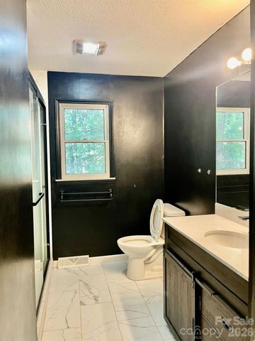 7065 Fieldcrest Lane, Denver, NC 28037