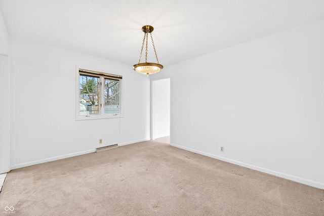 3161 Sumac Ct, Columbus, IN 47203