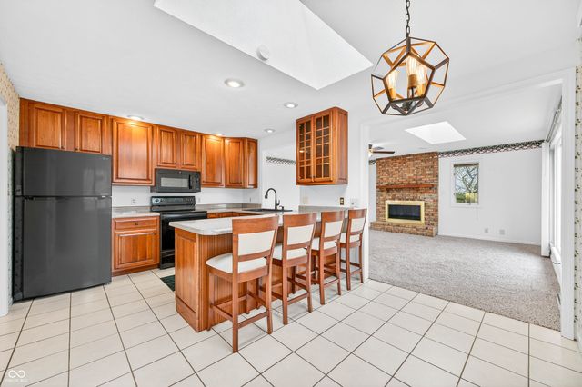 3161 Sumac Ct, Columbus, IN 47203