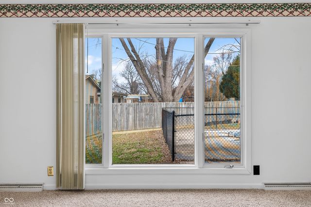 3161 Sumac Ct, Columbus, IN 47203