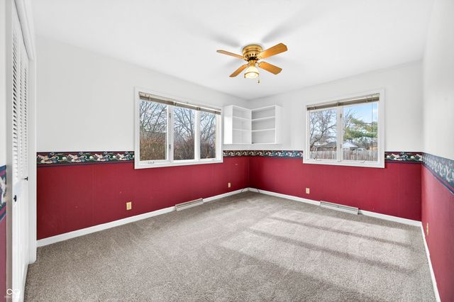 3161 Sumac Ct, Columbus, IN 47203