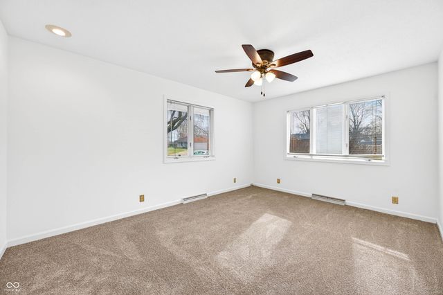 3161 Sumac Ct, Columbus, IN 47203