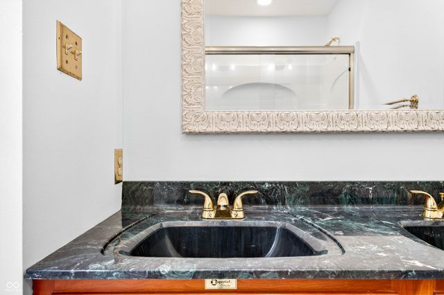 3161 Sumac Ct, Columbus, IN 47203