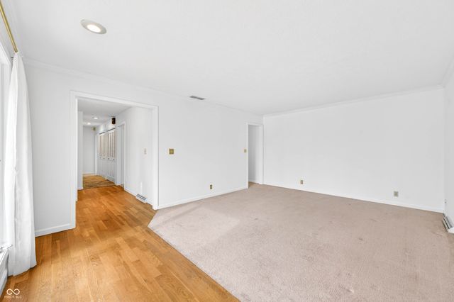 3161 Sumac Ct, Columbus, IN 47203