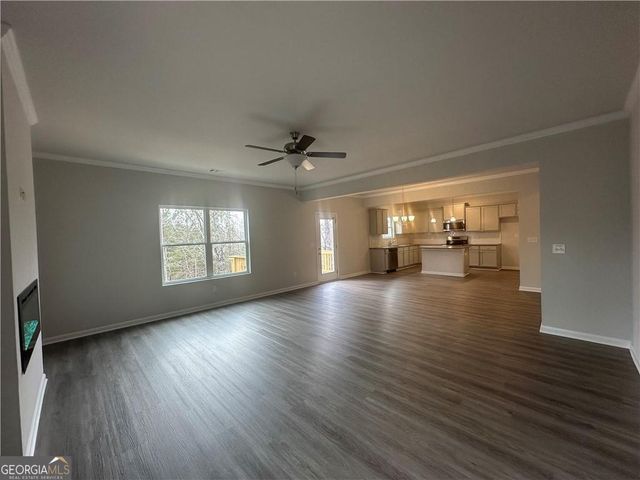 70 Meridian Point 182, Dallas, GA 30132