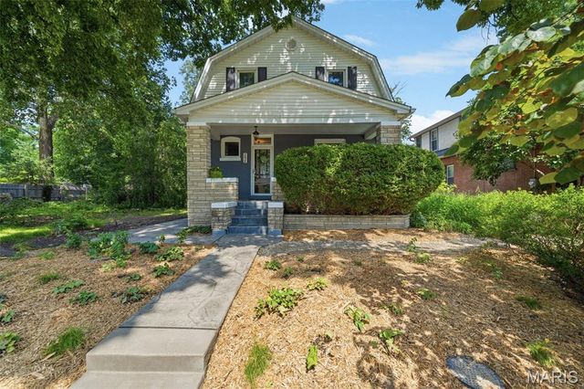 2626 Margarette Avenue, Maplewood, MO 63143