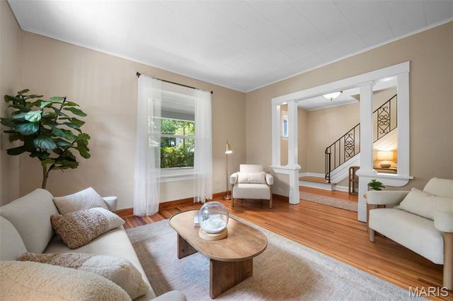 2626 Margarette Avenue, Maplewood, MO 63143