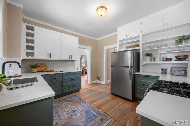 2626 Margarette Avenue, Maplewood, MO 63143