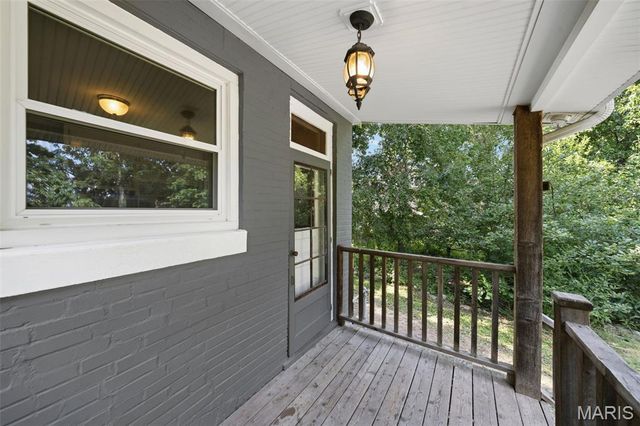 2626 Margarette Avenue, Maplewood, MO 63143
