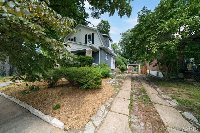 2626 Margarette Avenue, Maplewood, MO 63143