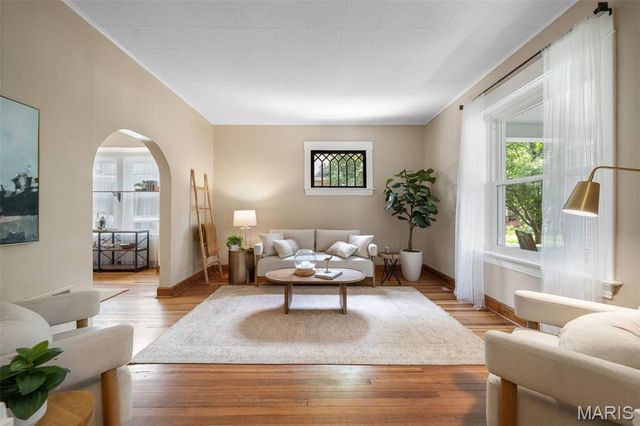 2626 Margarette Avenue, Maplewood, MO 63143