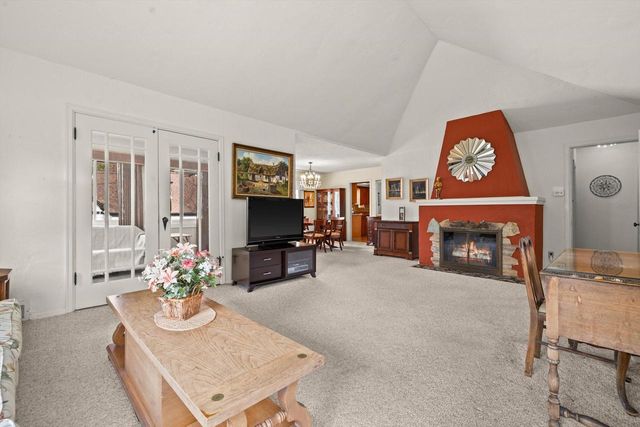 408 Valley ROAD, Twin Lakes, WI 53181