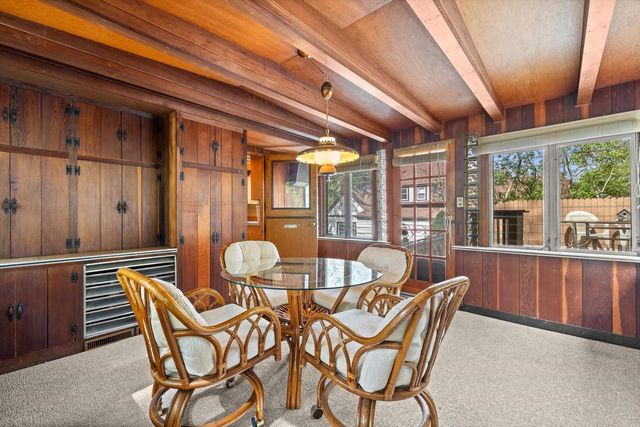 408 Valley ROAD, Twin Lakes, WI 53181