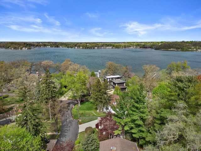 408 Valley ROAD, Twin Lakes, WI 53181