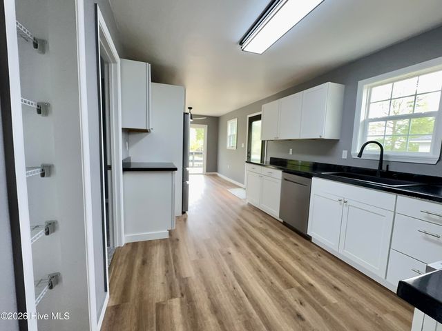 172 Sunset Circle, Hertford, NC 27944