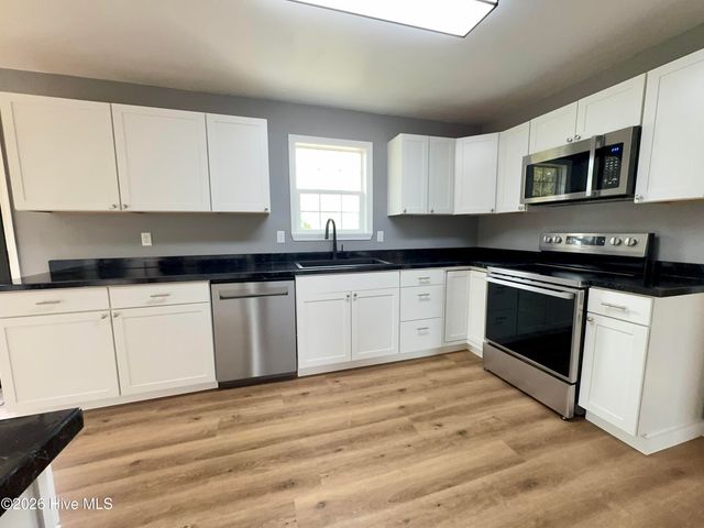 172 Sunset Circle, Hertford, NC 27944