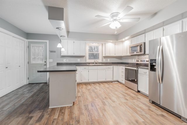 1707 Hollywood Avenue, Evansville, IN 47712