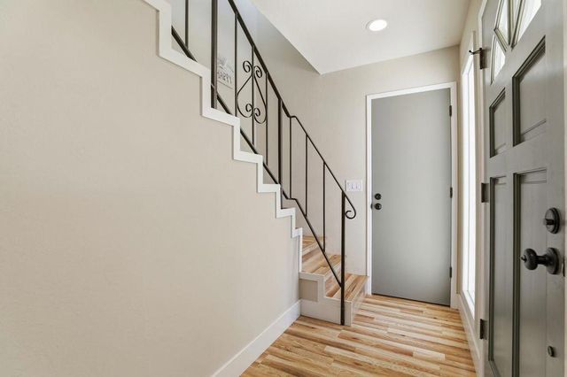 836 Seacliff Drive, Aptos, CA 95003