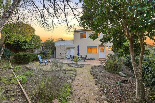 836 Seacliff Drive, Aptos, CA 95003