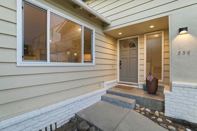 836 Seacliff Drive, Aptos, CA 95003