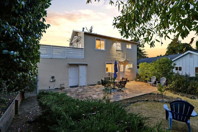 836 Seacliff Drive, Aptos, CA 95003
