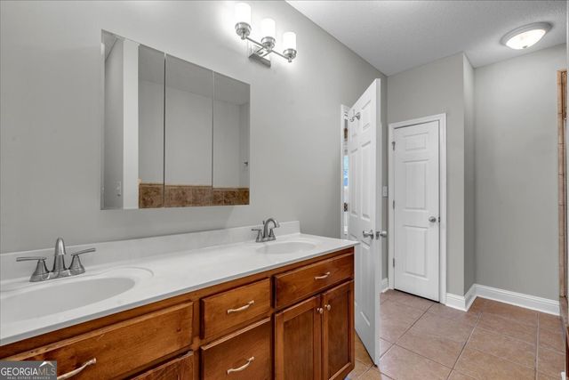 109 Ritz Lane, Perry, GA 31069