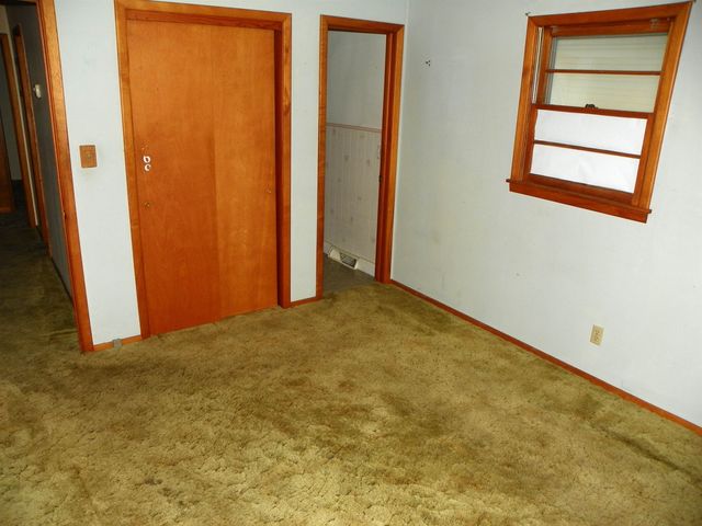 5320 S Seneca St., Wichita, KS 67217