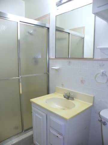 5320 S Seneca St., Wichita, KS 67217