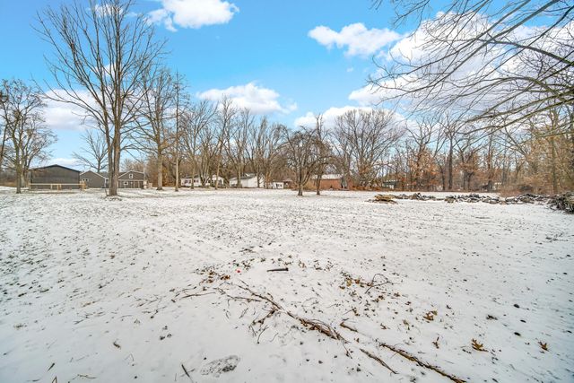 1411 W Beam Street, Chesterton, IN 46304