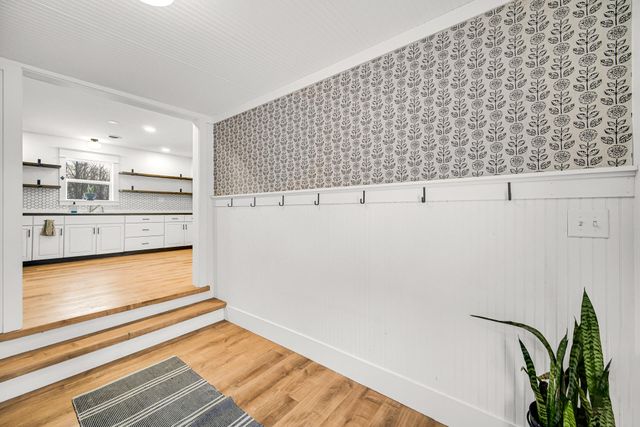 1411 W Beam Street, Chesterton, IN 46304