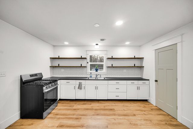 1411 W Beam Street, Chesterton, IN 46304