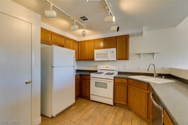 9303 Gilcrease Avenue 1190, Las Vegas, NV 89149