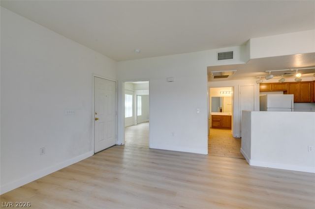 9303 Gilcrease Avenue 1190, Las Vegas, NV 89149