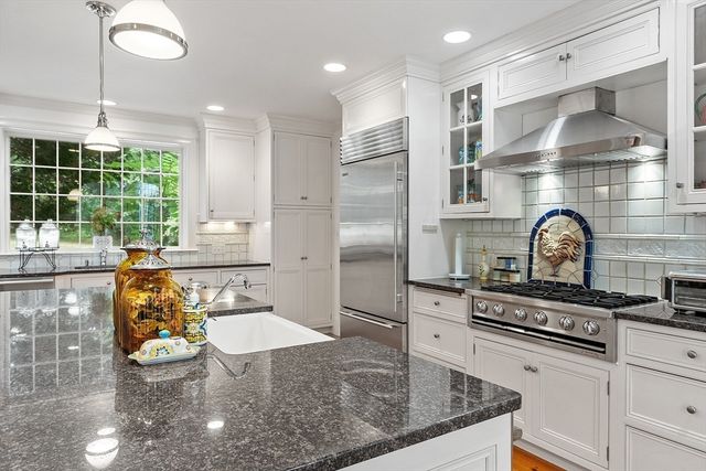251A Old Billerica Road, Bedford, MA 01730