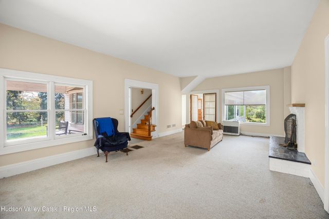 364 Yonderview Road, Hillsdale, NY 12529