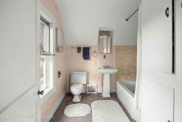 364 Yonderview Road, Hillsdale, NY 12529