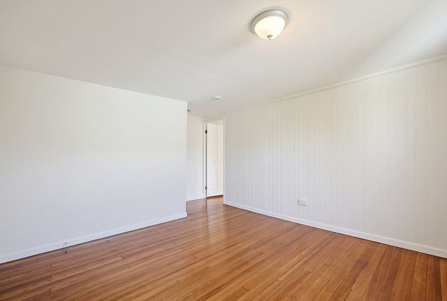 4 Gates Ter, Sterling, MA 01564