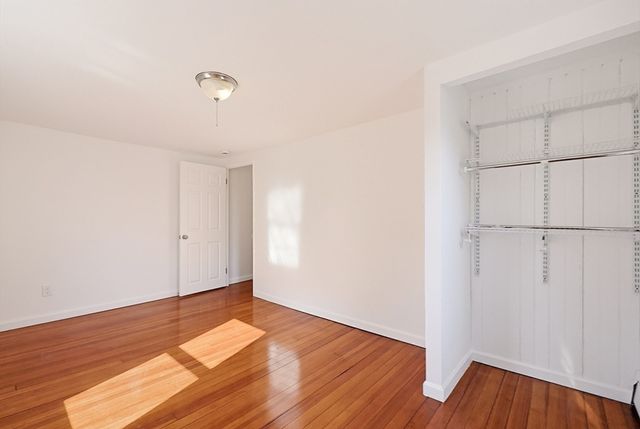 4 Gates Ter, Sterling, MA 01564