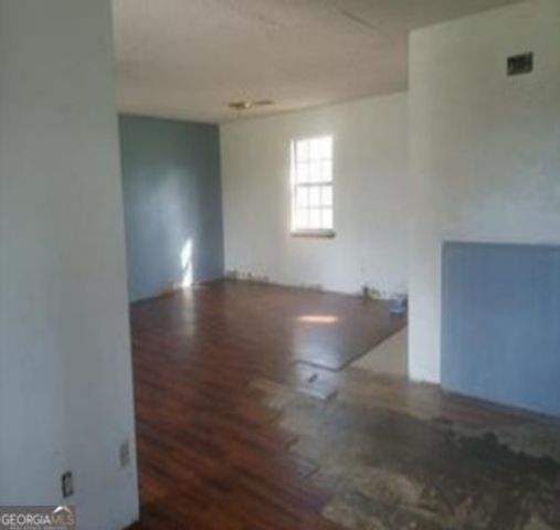 122 Dewberry Drive, Sylvester, GA 31791