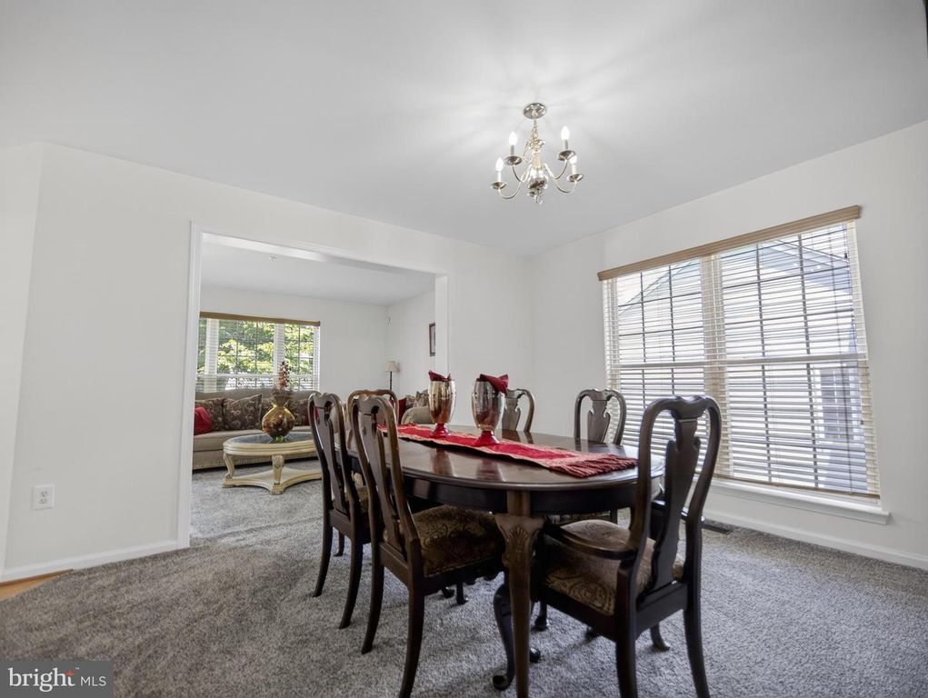 Image 12 of property listing at 10105 MILWAUKEE CT, Largo, MD 20774