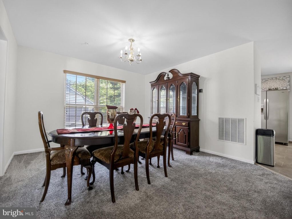 Image 13 of property listing at 10105 MILWAUKEE CT, Largo, MD 20774