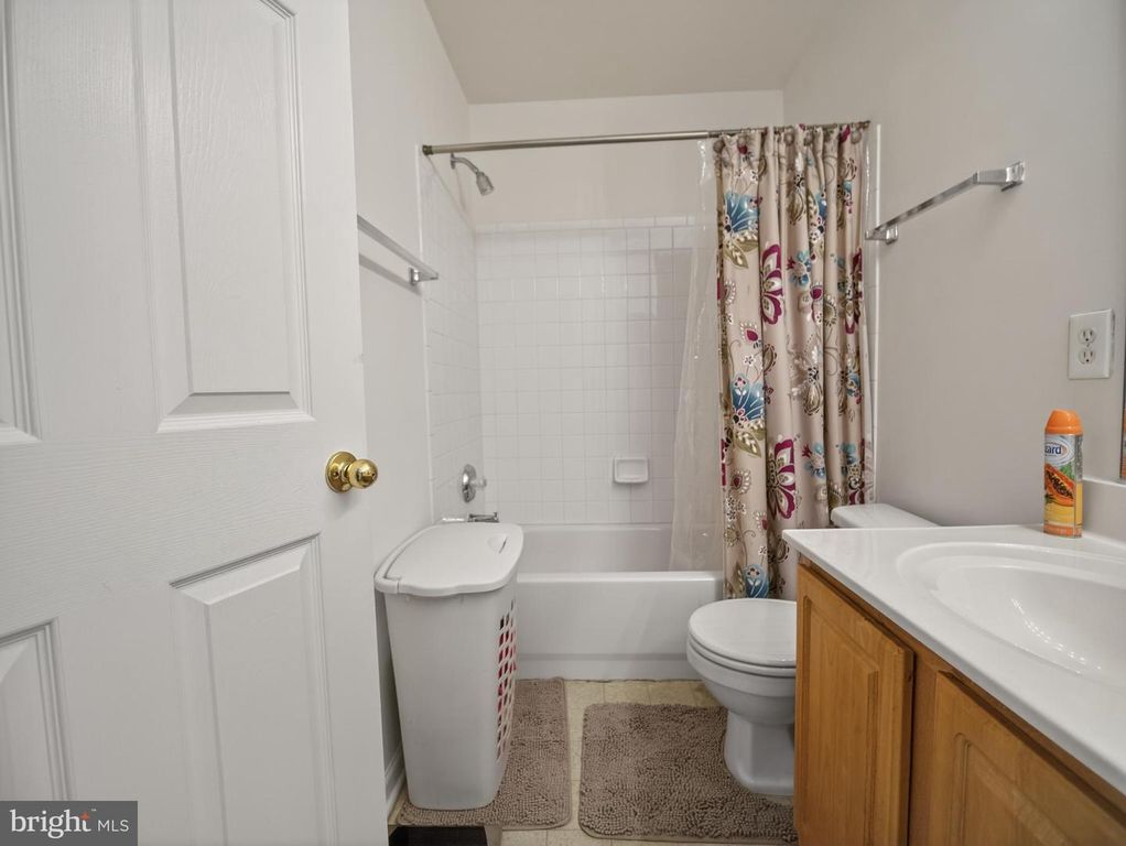 Image 20 of property listing at 10105 MILWAUKEE CT, Largo, MD 20774