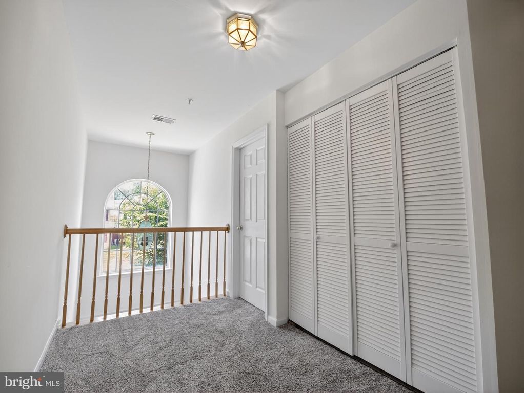 Image 31 of property listing at 10105 MILWAUKEE CT, Largo, MD 20774