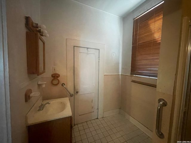 1423 Piedmont Ave, San Antonio, TX 78210