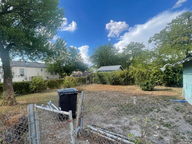 1423 Piedmont Ave, San Antonio, TX 78210