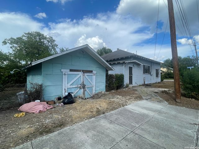 1423 Piedmont Ave, San Antonio, TX 78210