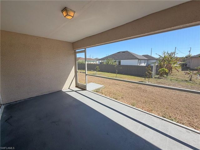 526 NW 1st LN, Cape Coral, FL 33993