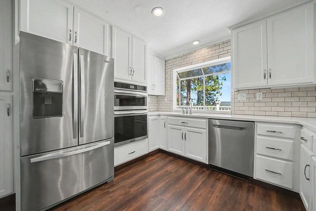 21140 Vista Amorosa Ct, Pine Grove, CA 95665
